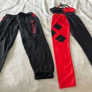 Harley Quinn leggings size large,Sports bar size med and joggers size large used